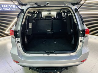 Toyota FORTUNER 2.4GD-6 R/B A/T - photo 9