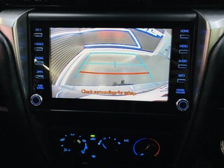 Toyota FORTUNER 2.4GD-6 R/B A/T - photo 10