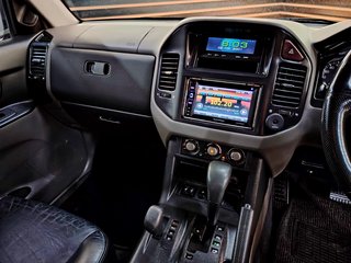 2003 Mitsubishi Pajero 3200 DI-D A/T 3Dr - photo 10