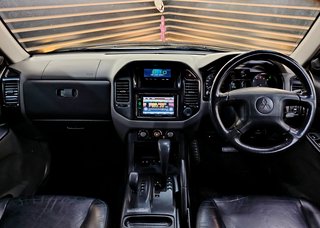 2003 Mitsubishi Pajero 3200 DI-D A/T 3Dr - photo 10