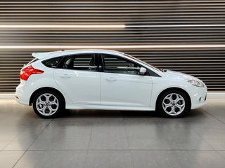 2013 Ford Focus 1.6 Ti VCT TREND 5DR - photo 13