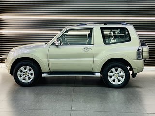 2011 Mitsubishi Pajero 3.2 Di-Dc GLS SWB A/T - photo 6
