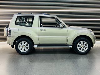 2011 Mitsubishi Pajero 3.2 Di-Dc GLS SWB A/T - photo 1