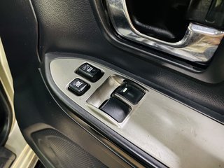 2011 Mitsubishi Pajero 3.2 Di-Dc GLS SWB A/T - photo 3