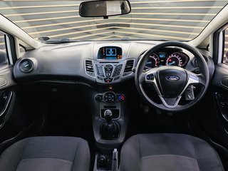 2015 Ford Fiesta 1.4 AMBIENTE 5 Dr - photo 4