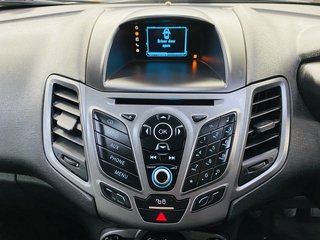 2015 Ford Fiesta 1.4 AMBIENTE 5 Dr - photo 5