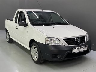 2023 Nissan NP200 1.6 A/C SAFETY PACK P/U S/C - photo 1