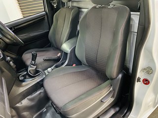 2019 Isuzu D-Max 250 HO HI-RIDE 4X4 S/C P/U - photo 12