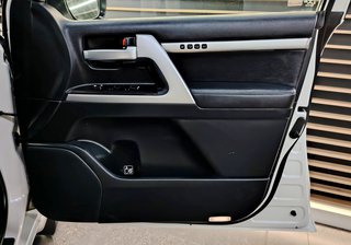 2016 Toyota Land Cruiser LANDCRUISER 200 V8 4.5D VX A/T - photo 8