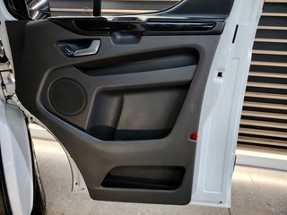 2021 Ford Tourneo CUSTOM 2.0TDCi TREND A/T (96KW) - photo 8