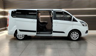 2021 Ford Tourneo CUSTOM 2.0TDCi TREND A/T (96KW) - photo 17