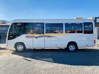 2021 Toyota Quantam COASTER 4.0D 23 SEATER B/S - photo 4