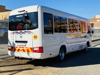 2021 Toyota Quantam COASTER 4.0D 23 SEATER B/S - photo 7