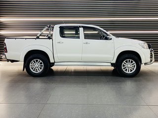 2013 Toyota Hilux 2.7 VVTi RAIDER R/B P/U D/C - photo 2