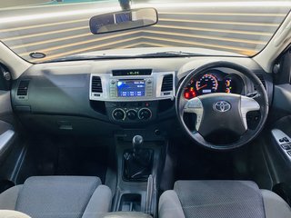 2013 Toyota Hilux 2.7 VVTi RAIDER R/B P/U D/C - photo 6
