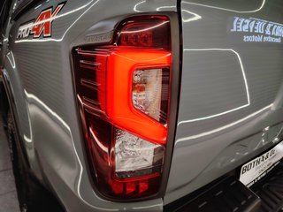 2022 Nissan Navara 2.5DDTI PRO-4X 4X4 A/T D/C P/U - photo 12