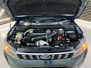 2023 Mahindra XUV300 1.5D (W6) - photo 4