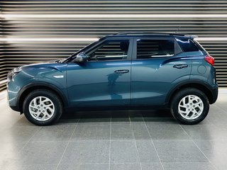 2023 Mahindra XUV300 1.5D (W6) - photo 5