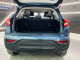 2023 Mahindra XUV300 1.5D (W6) - photo 9