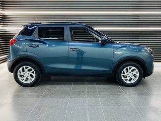 2023 Mahindra XUV300 1.5D (W6) - photo 10