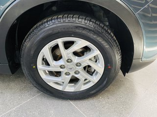 2023 Mahindra XUV300 1.5D (W6) - photo 3