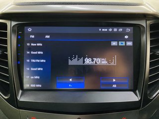 2023 Mahindra XUV300 1.5D (W6) - photo 7