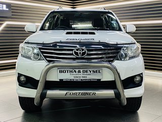 2013 Toyota Fortuner 2.5D-4D RB A/T - photo 2