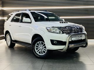 2013 Toyota Fortuner 2.5D-4D RB A/T - photo 3
