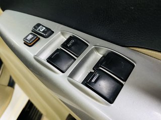 2013 Toyota Fortuner 2.5D-4D RB A/T - photo 4