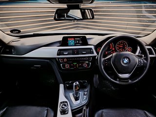 2019 BMW 3 Series 318i A/T (F30) - photo 11