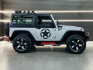 2016 Jeep Wrangler SAHARA 3.6L V6 A/T 2DR - photo 3