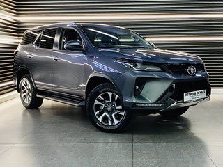 2023 Toyota Fortuner 2.4GD-6 R/B A/T - photo 3