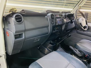 2016 Toyota Land Cruiser LAND CRUISER 79 4.0P P/U S/C - photo 23