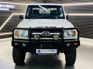 2016 Toyota Land Cruiser LAND CRUISER 79 4.0P P/U S/C - photo 2