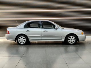 2005 Kia Magentis 2.5 A/T - photo 15