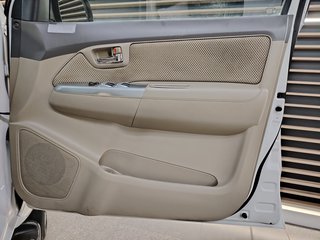 2014 Toyota Fortuner 2.5D-4D RB - photo 7