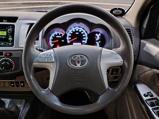 2014 Toyota Fortuner 2.5D-4D RB - photo 9