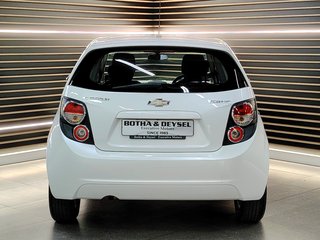 2013 Chevrolet Sonic 1.4 LS 5DR - photo 4