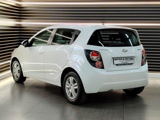 2013 Chevrolet Sonic 1.4 LS 5DR - photo 3