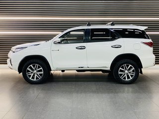 2017 Toyota Fortuner 2.8GD-6 R/B A/T - photo 6