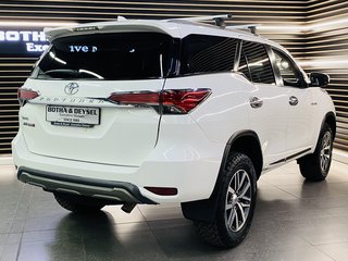 2017 Toyota Fortuner 2.8GD-6 R/B A/T - photo 1