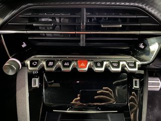 2022 Peugeot 2008 GT 1.2T A/T - photo 8