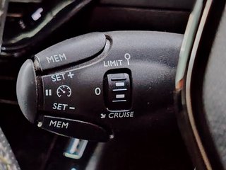 2022 Peugeot 2008 GT 1.2T A/T - photo 4