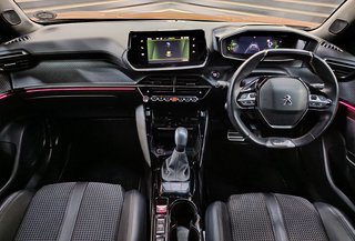 2022 Peugeot 2008 GT 1.2T A/T - photo 8