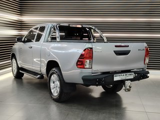 2018 Toyota Hilux 2.4 GD-6 RB SRX P/U E/CAB - photo 3