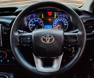 2018 Toyota Hilux 2.4 GD-6 RB SRX P/U E/CAB - photo 10