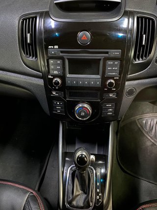 2012 Kia Cerato 2.0 KOUP A/T - photo 7