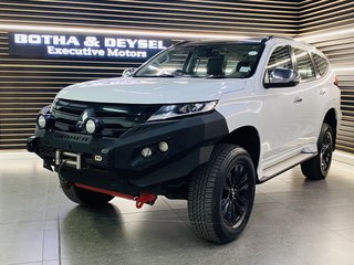 Mitsubishi Pajero Sport Used vehicle for sale