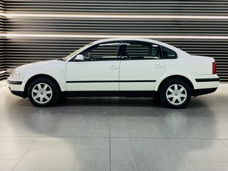 2001 Volkswagen Passat 1.8 T - photo 6