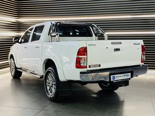 2012 Toyota Hilux 4.0 V6 HERITAGE R/B A/T P/U D/C - photo 7